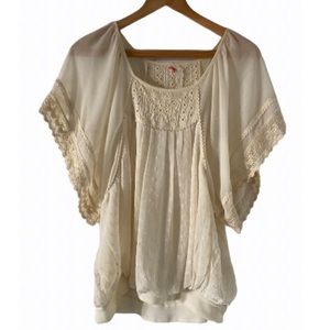 FREE PEOPLE Ivory Lace Batwing Sleeve Peasant Top